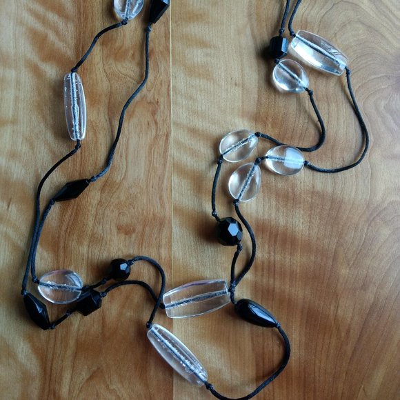 Long Clear and Black Beaded Necklace - Picture 3 of 4